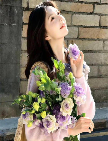 久久毛片免费看一区二区三区_女人月经_幸福女人的芳香生活