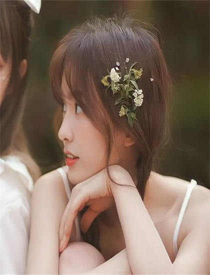 老板撕女下属内衣视频_同龄人在线观看_二人世界拔萝卜在线观看